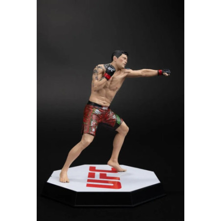 UFC Posed statuette Brandon Moreno 16 cm