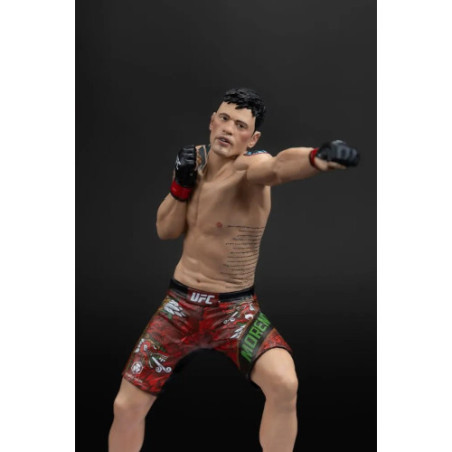 UFC Posed statuette Brandon Moreno 16 cm