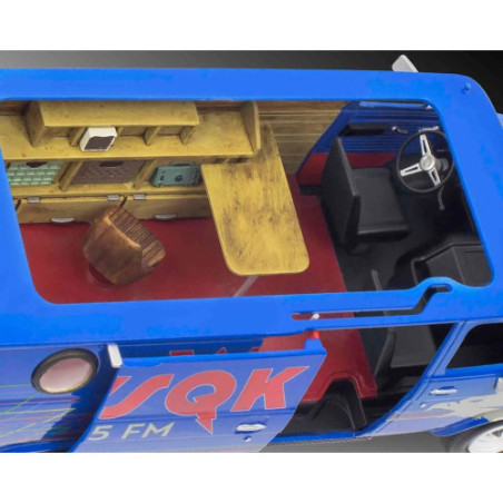 Stranger Things Model Kit 1/25 Squawk Van (Aqua Color) 21 cm